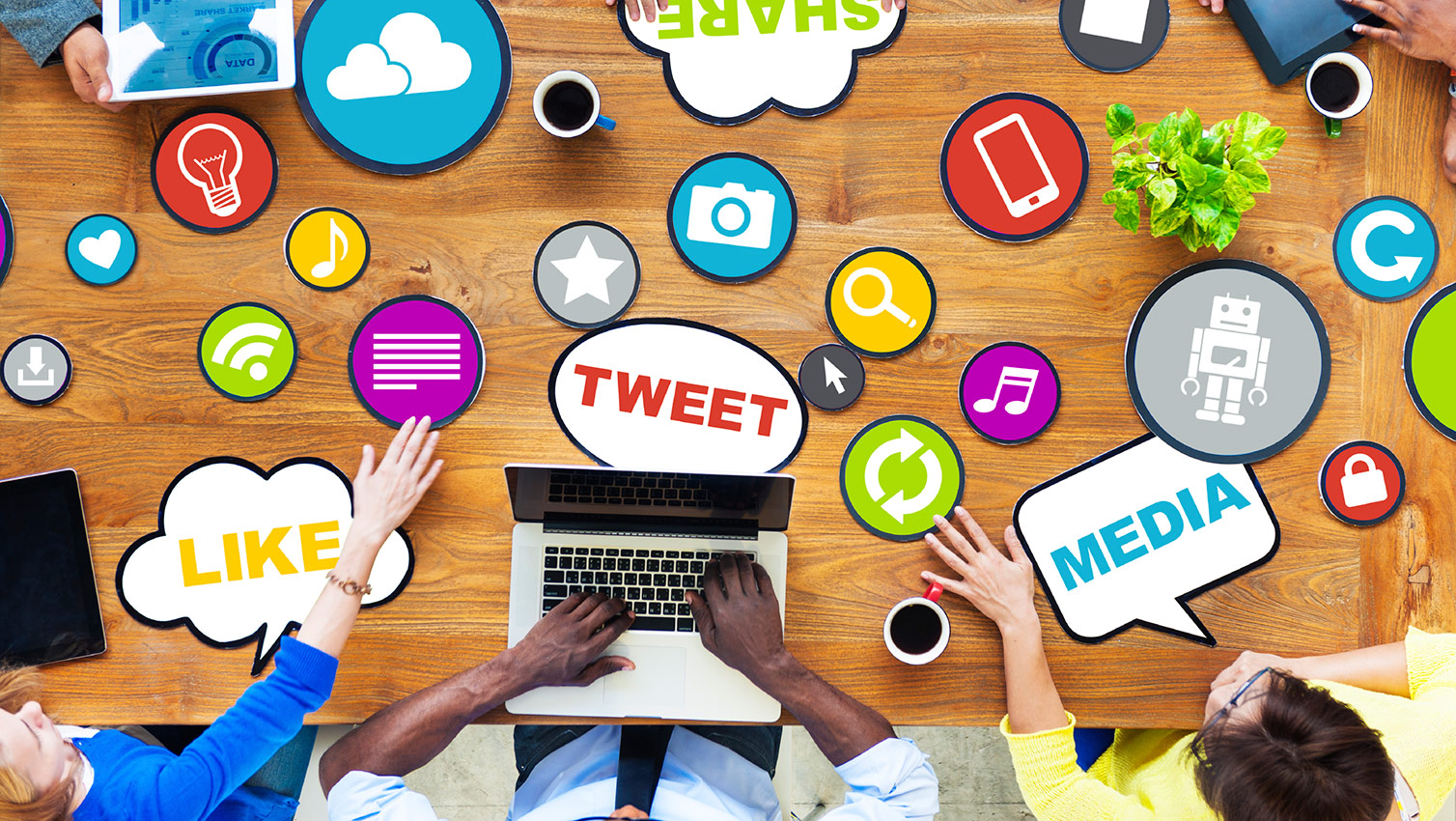 How to Hire a Social Media Strategist